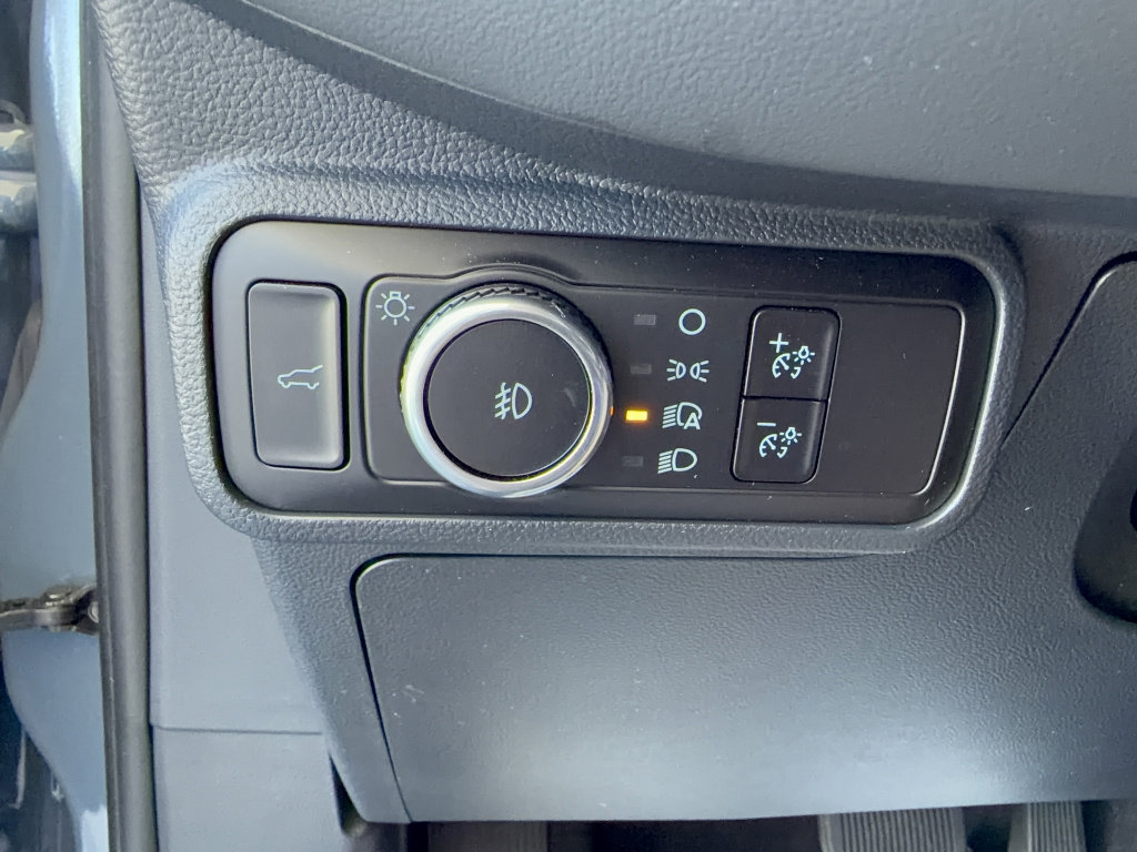 Certified 2025 Ford Explorer Active w/ Active Comfort Package RWD image 27