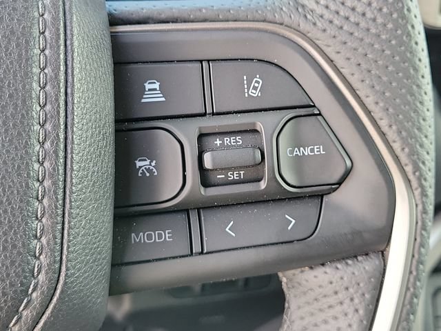 Used 2026 Toyota Tundra Limited AWD/4WD image 27