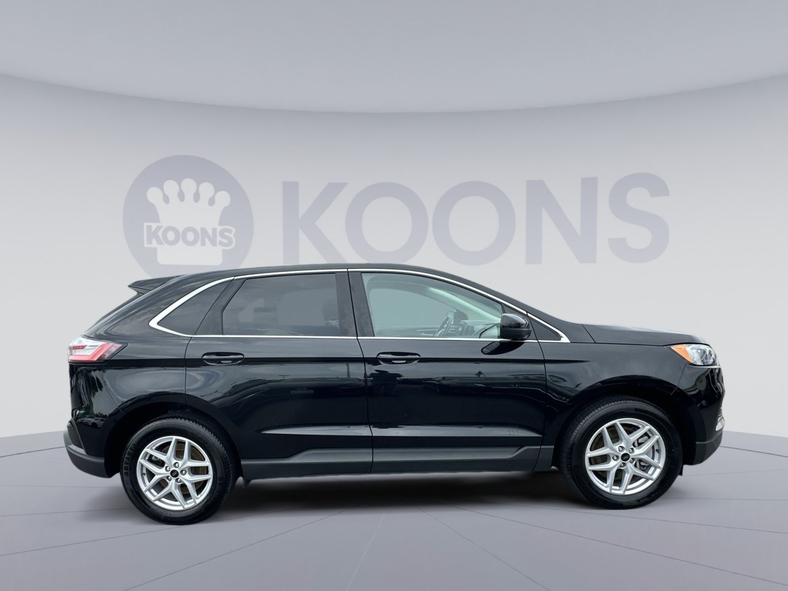 Certified 2024 Ford Edge SEL AWD/4WD image 17