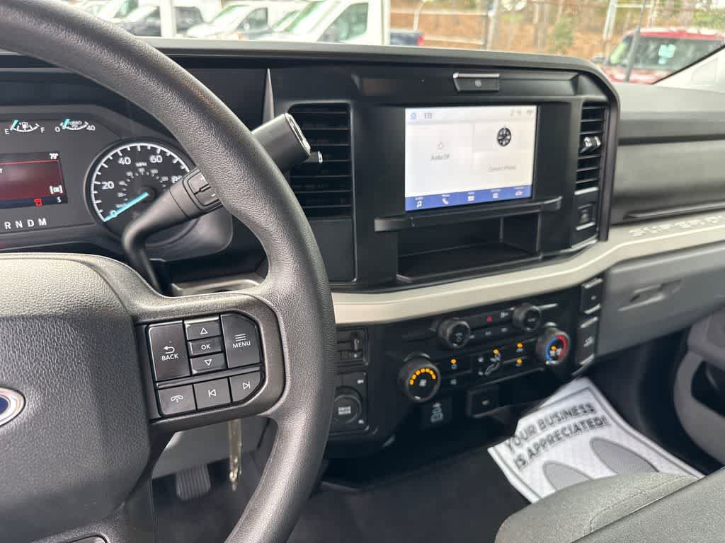 Certified 2025 Ford F250 XLT AWD/4WD image 18