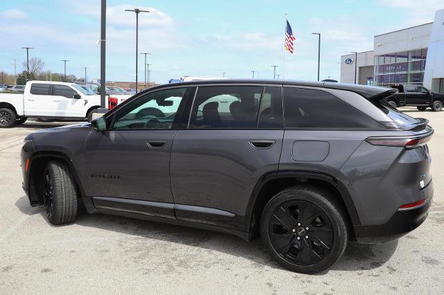 Used 2024 Jeep Wagoneer Launch Edition AWD/4WD image 7