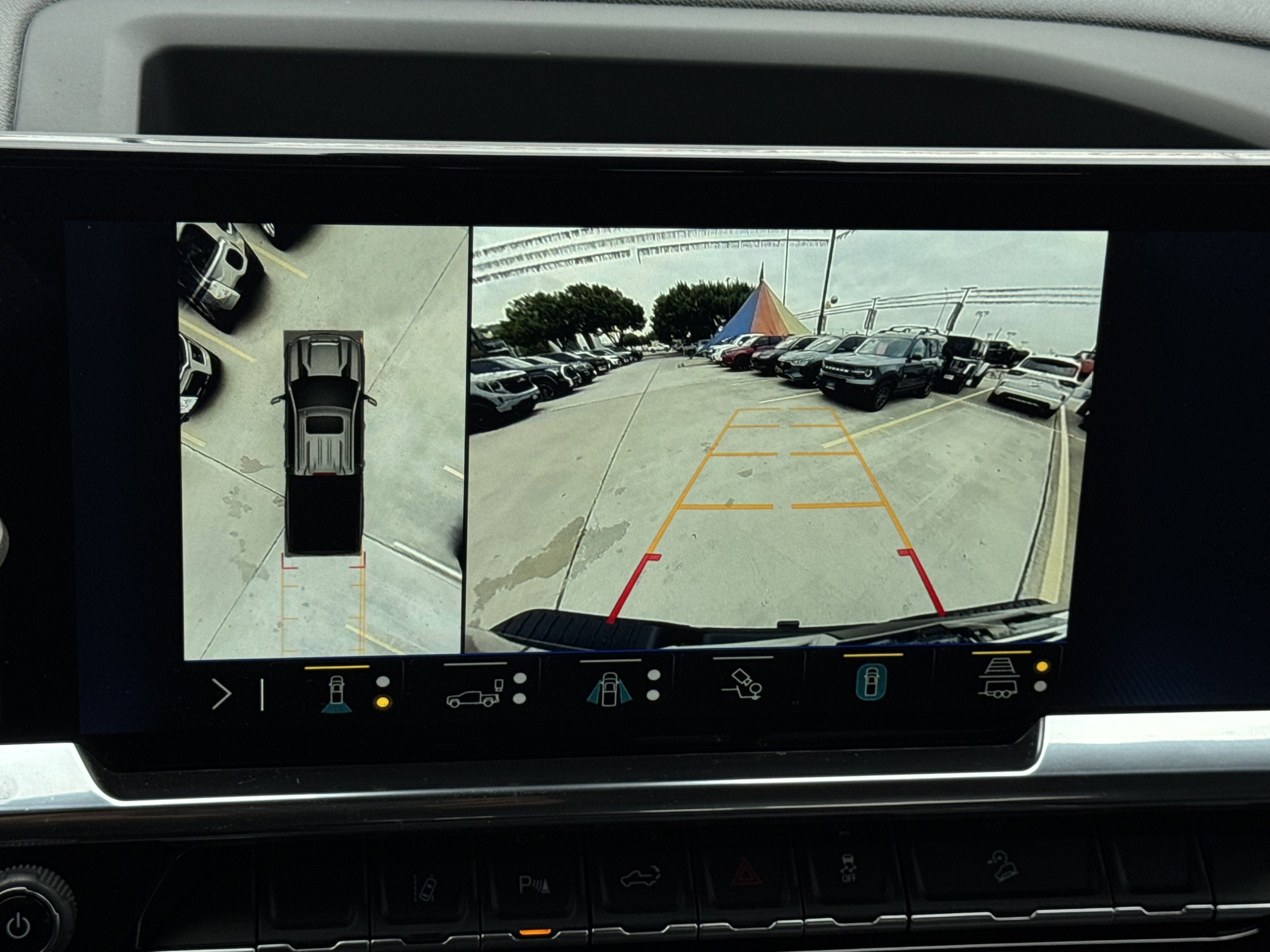 Used 2025 Chevrolet Silverado 2500 LTZ w/ LTZ Plus Package image 31