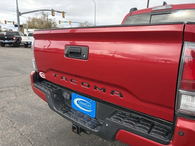 Used 2020 Toyota Tacoma TRD Off-Road image 20