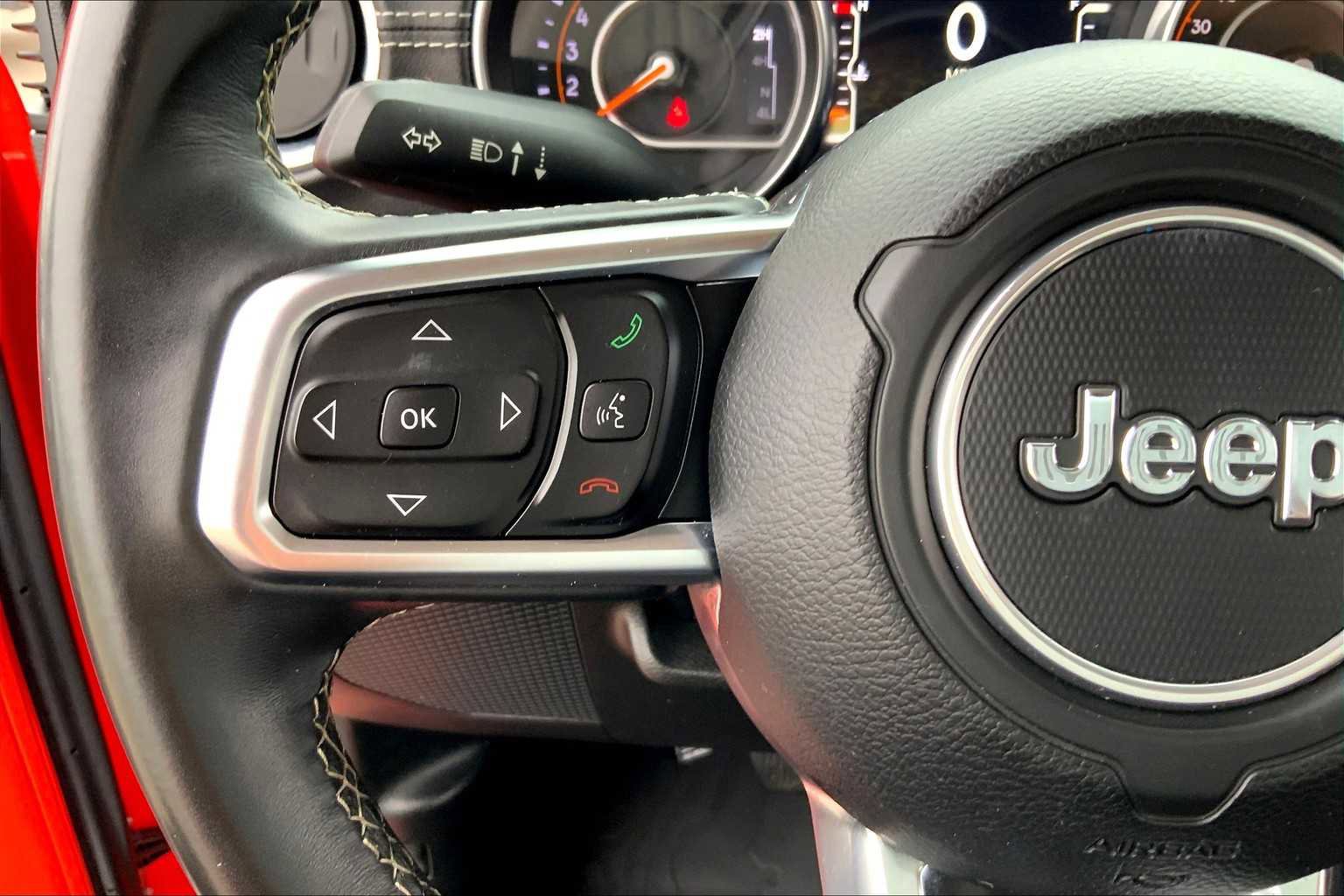 Used 2018 Jeep Wrangler Unlimited Sahara image 19