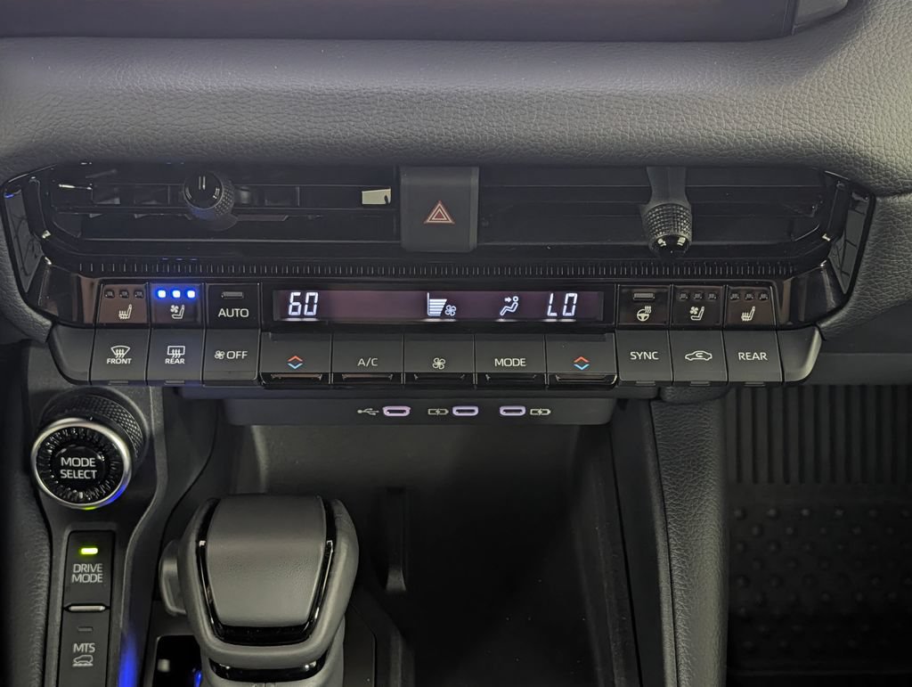 Used 2025 Toyota Land Cruiser AWD/4WD image 17