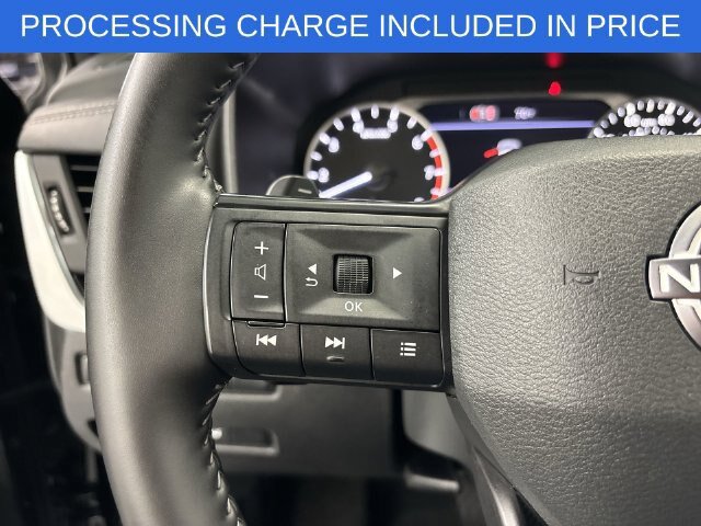 Used 2026 Nissan Rogue SV AWD/4WD image 16