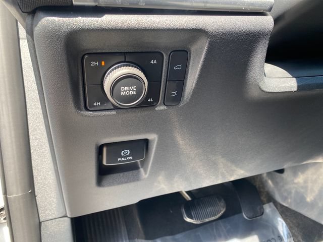 Certified 2025 Ford Expedition Platinum AWD/4WD image 20