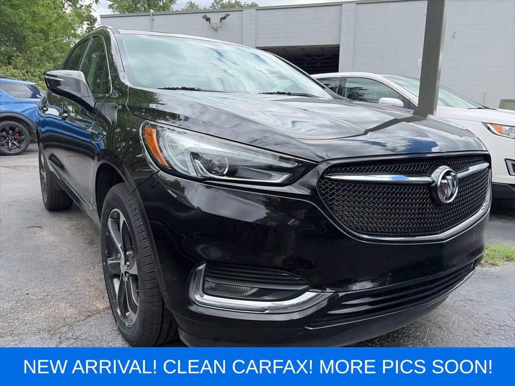 Used 2020 Buick Enclave Essence w/ Sport Touring Edition FWD image 5