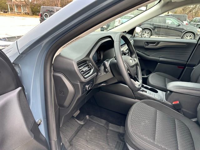 Certified 2024 Ford Escape Active w/ Cold Weather Package image 30