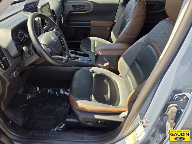 Certified 2024 Ford Bronco Sport Outer Banks w/ Tech Package AWD/4WD image 10