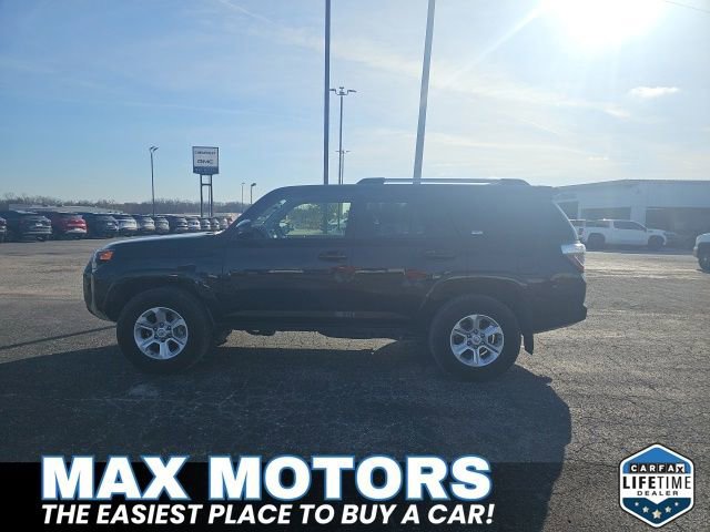 Used 2024 Toyota 4Runner SR5 image 2