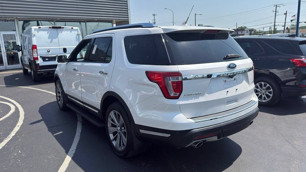 Certified 2018 Ford Explorer Limited w/ Equipment Group 301A AWD/4WD image 7