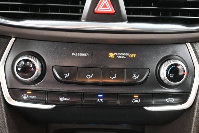 Used 2020 Hyundai Santa Fe SE FWD image 22