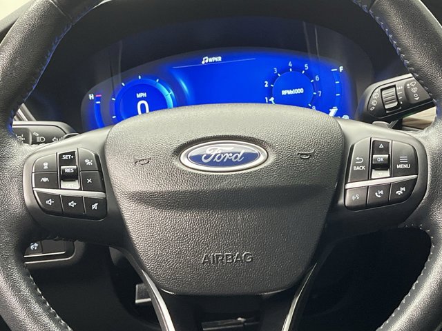 Certified 2020 Ford Escape Titanium AWD/4WD image 16