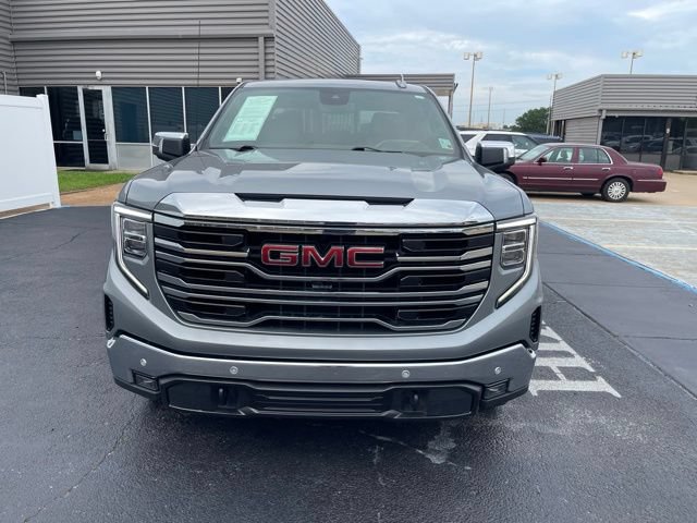Used 2024 GMC Sierra 1500 SLT w/ SLT Premium Plus Package AWD/4WD image 12