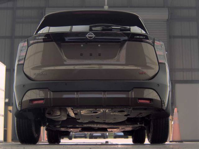 Used 2026 Nissan Kicks SR FWD image 11