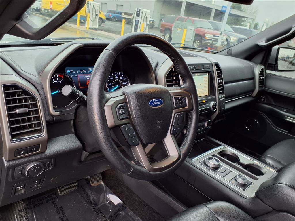 Certified 2019 Ford Expedition XLT w/ Equipment Group 202A image 17