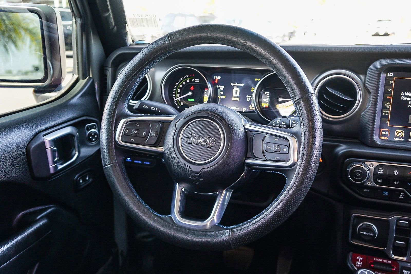 Used 2023 Jeep Wrangler Unlimited Rubicon 4xe w/ Cold Weather Group image 15