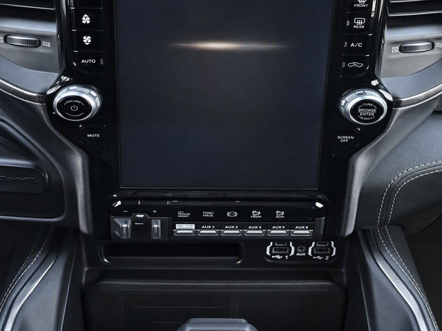 Used 2020 RAM 2500 Limited AWD/4WD image 11