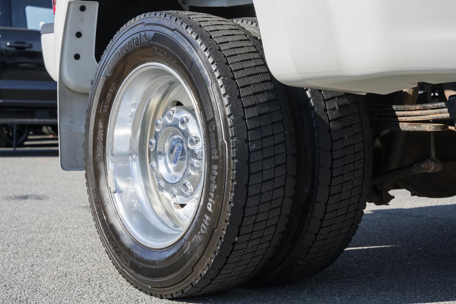 Certified 2022 Ford F450 Platinum w/ FX4 Off-Road Package image 22