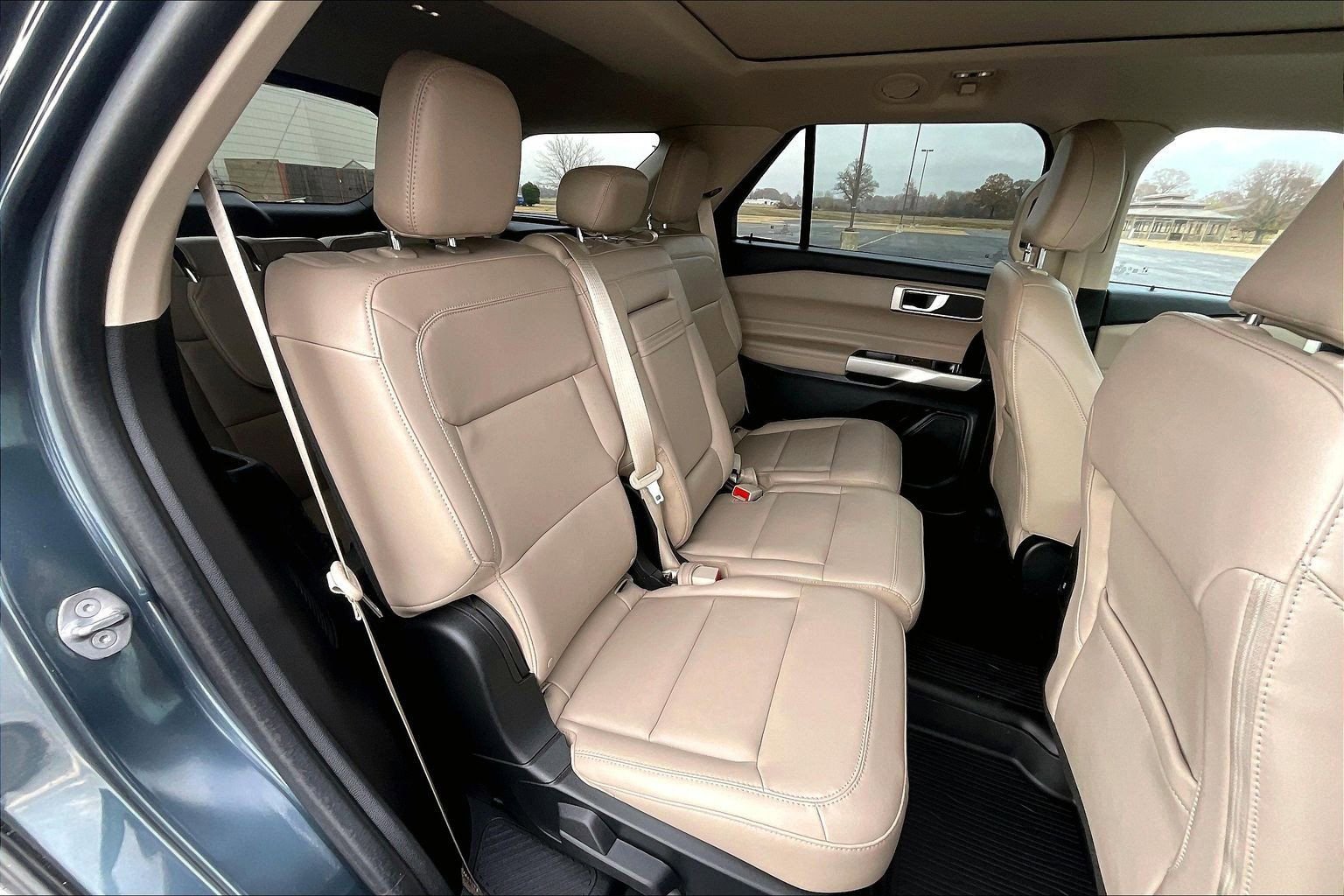 Certified 2023 Ford Explorer XLT w/ Equipment Group 202A image 17