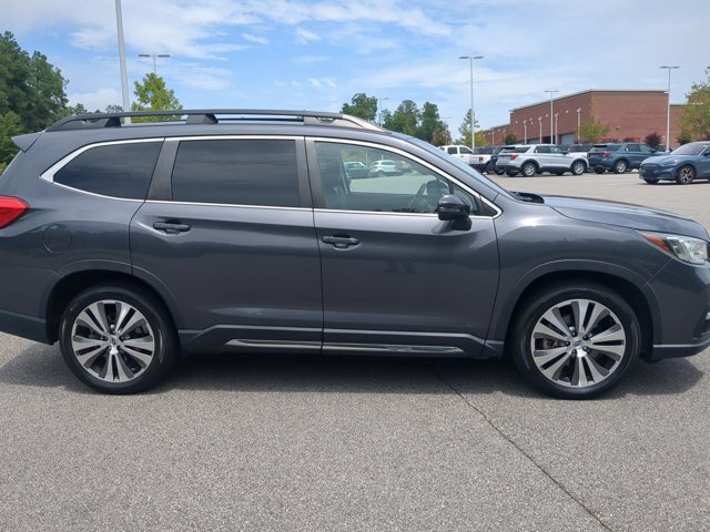 Used 2022 Subaru Ascent Limited AWD/4WD image 3
