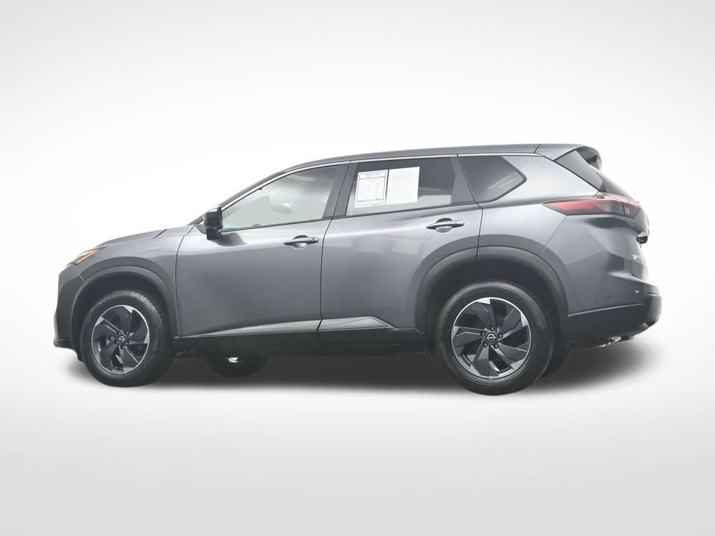 Used 2025 Nissan Rogue SV FWD image 50