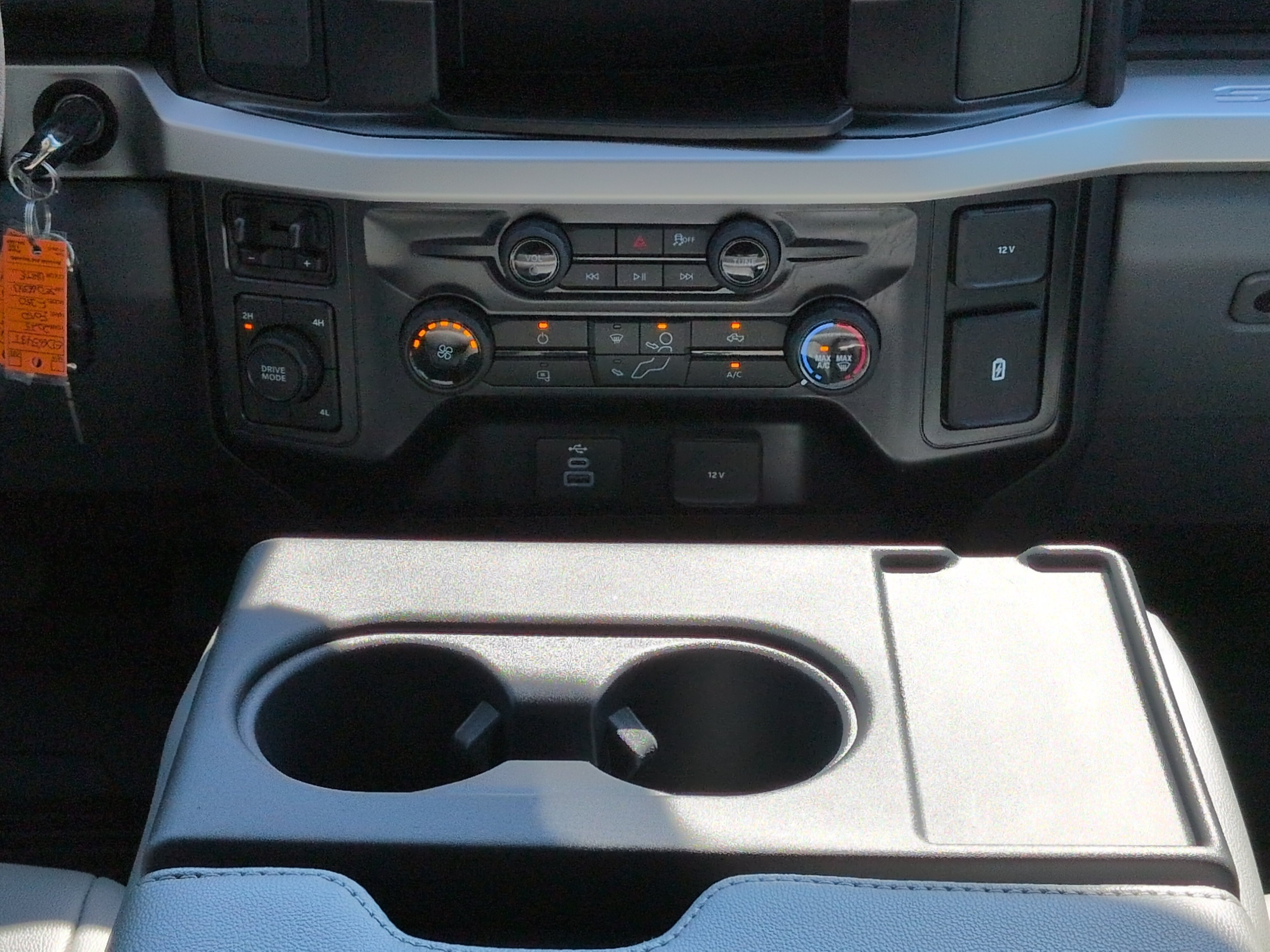 Certified 2025 Ford F350 XL AWD/4WD image 17