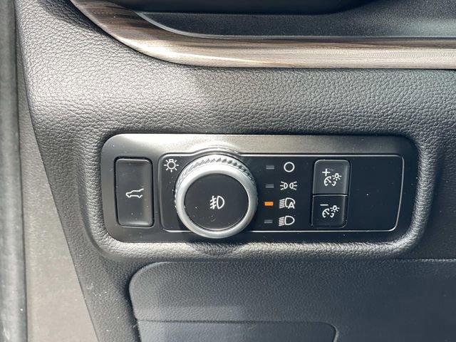 Certified 2023 Ford Explorer Limited w/ Equipment Group 301A image 18