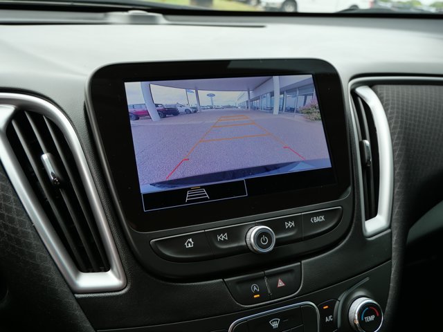 Used 2025 Chevrolet Malibu RS FWD image 27