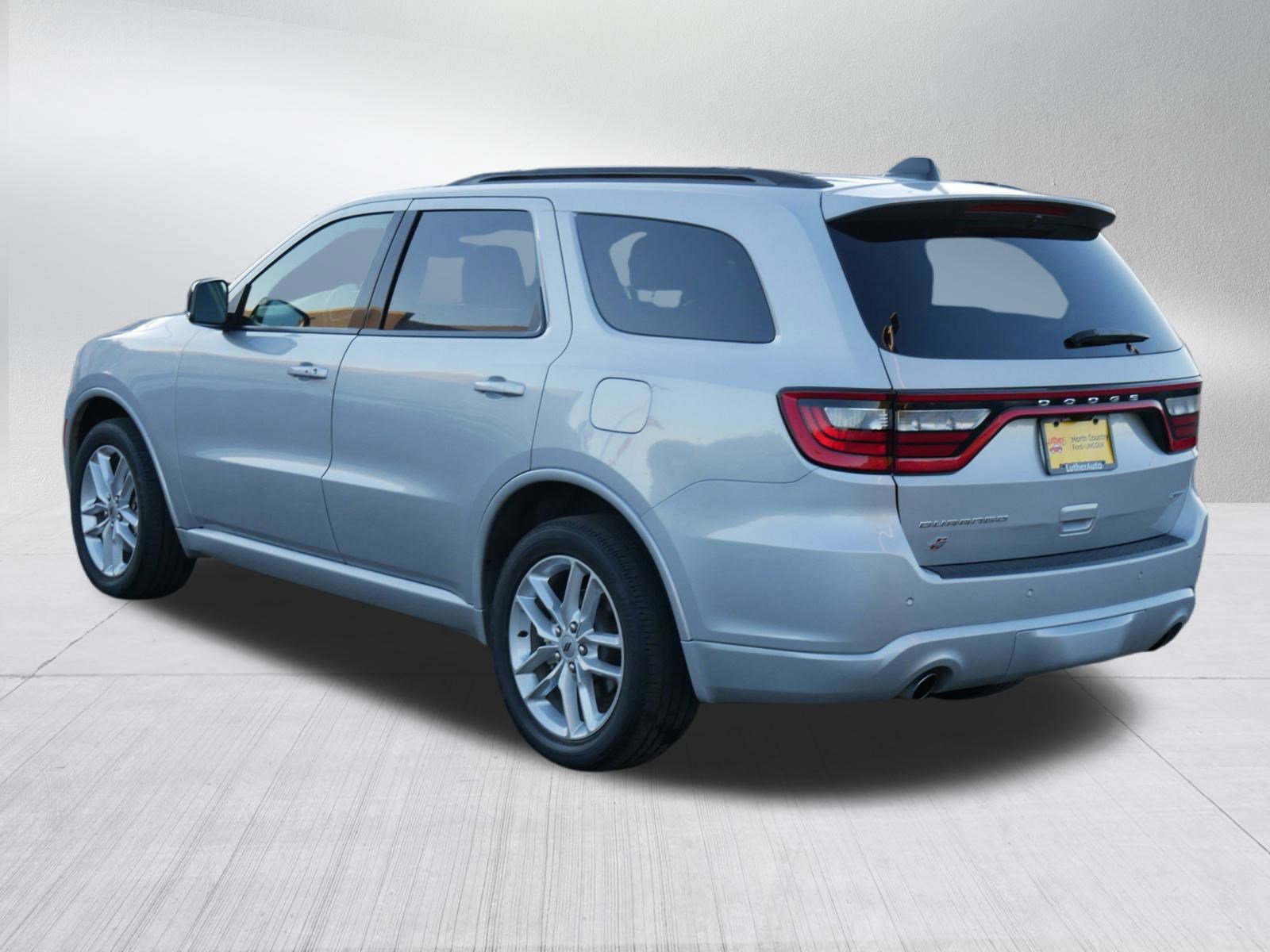 Used 2024 Dodge Durango GT image 3