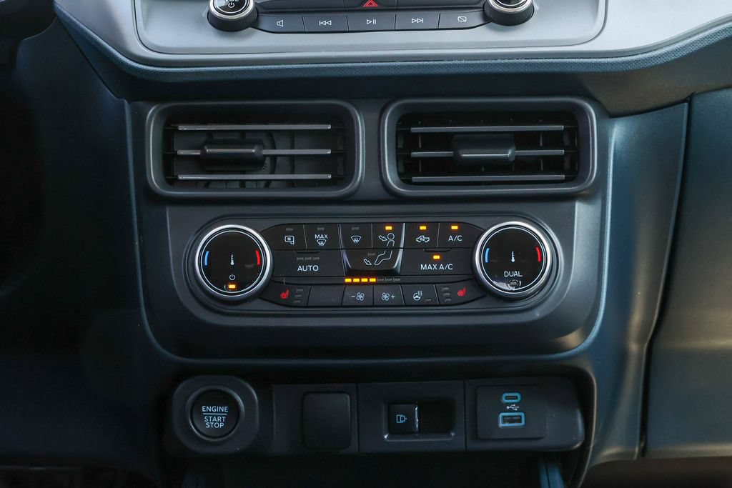 Certified 2024 Ford Maverick Lariat w/ Black Appearance Package FWD image 12