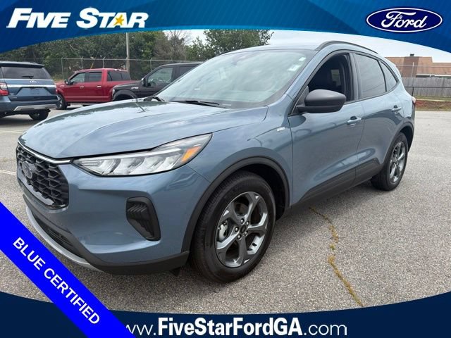 Certified 2025 Ford Escape ST-Line w/ Tech Pack #1 FWD image 7