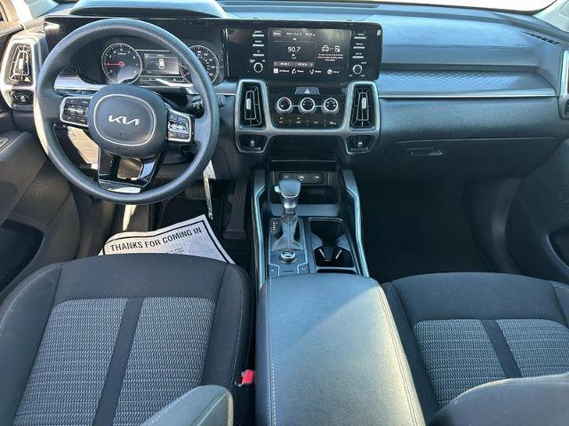 Used 2023 Kia Sorento LX image 11