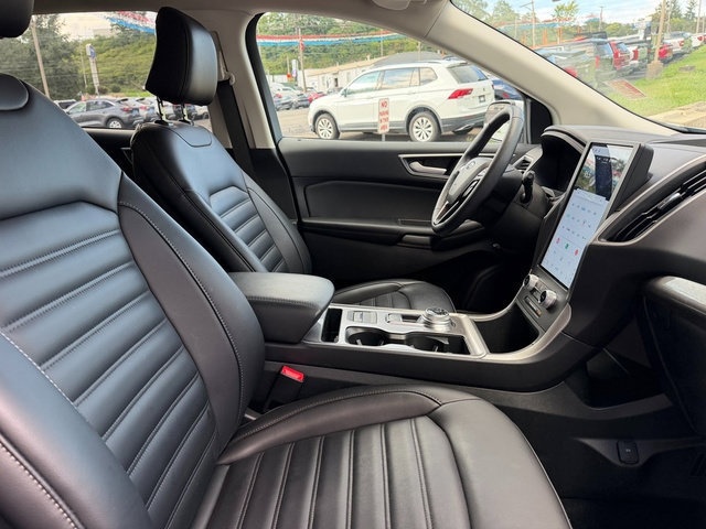 Certified 2024 Ford Edge SEL w/ Convenience Package AWD/4WD image 10