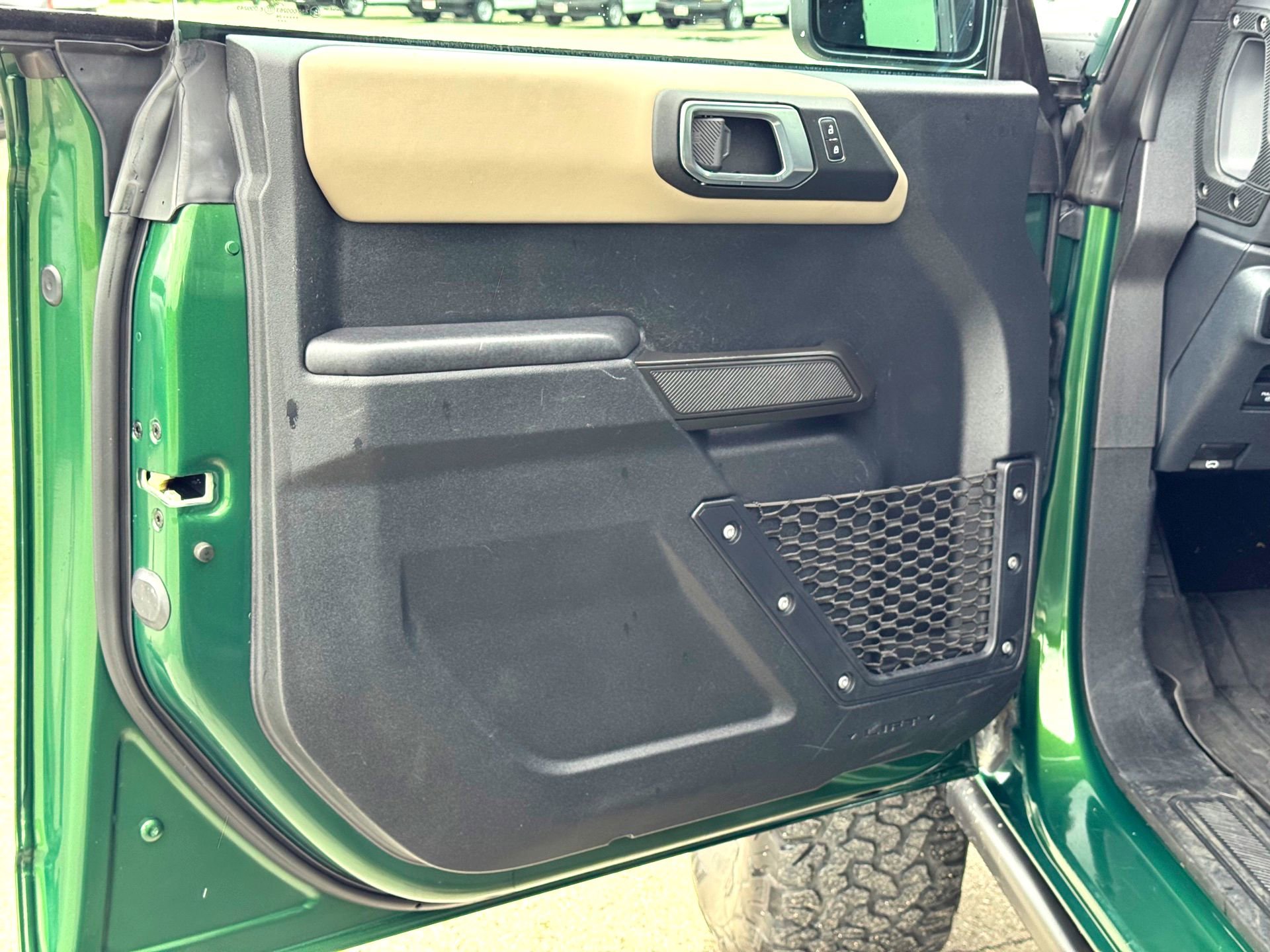 Certified 2024 Ford Bronco Wildtrak AWD/4WD image 15