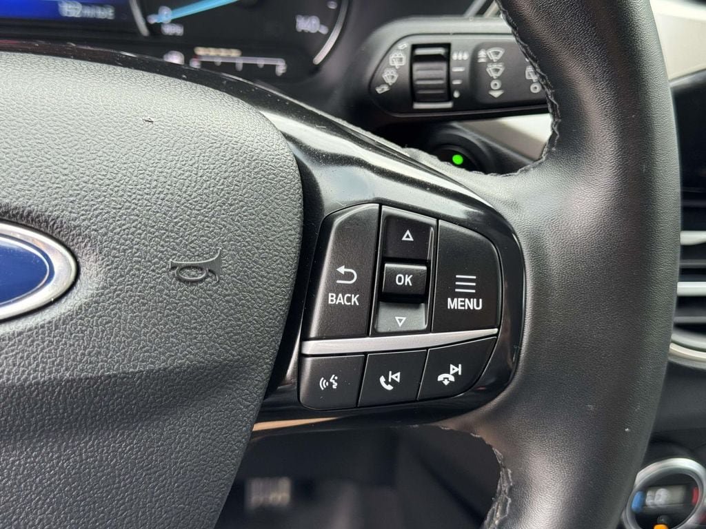 Certified 2021 Ford Escape SE w/ SE Sport Appearance Package FWD image 12