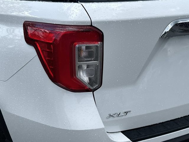 Certified 2023 Ford Explorer XLT w/ Equipment Group 202A AWD/4WD image 10