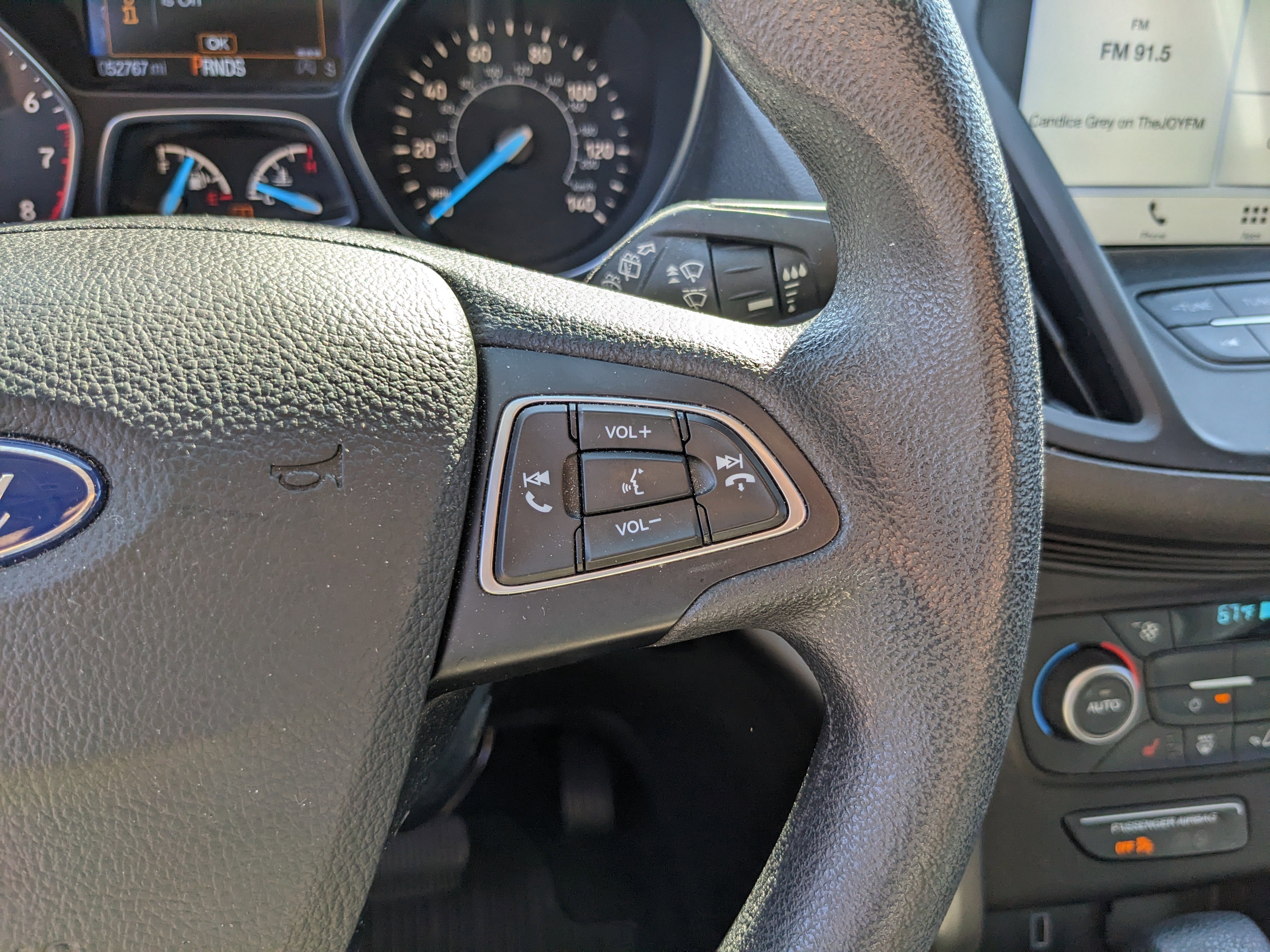 Certified 2019 Ford Escape SE image 30