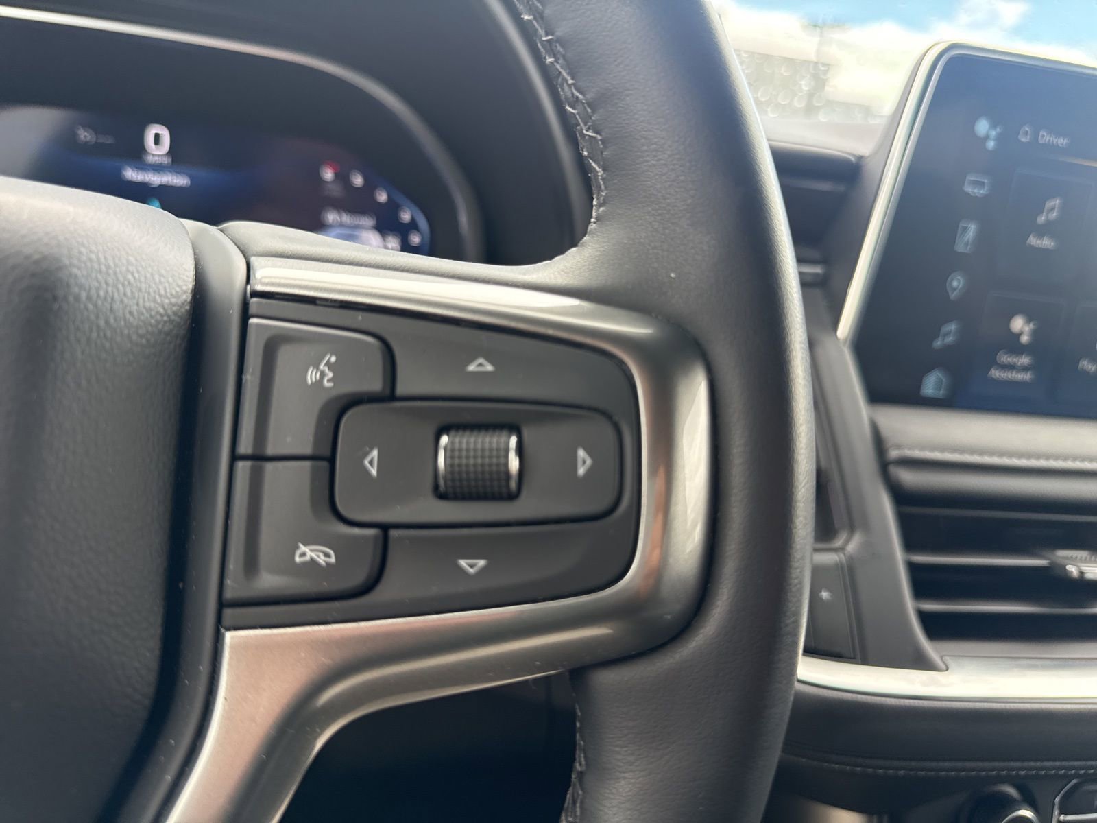 Used 2023 Chevrolet Tahoe Z71 w/ Z71 Off-Road Package image 23