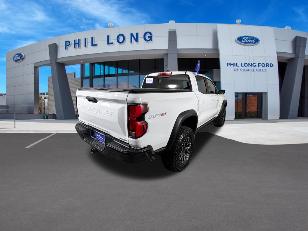 Used 2025 Chevrolet Colorado ZR2 w/ Technology Package AWD/4WD image 5