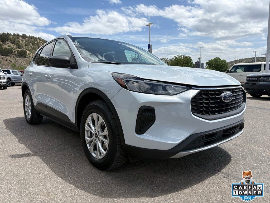 Certified 2025 Ford Escape Active AWD/4WD image 12