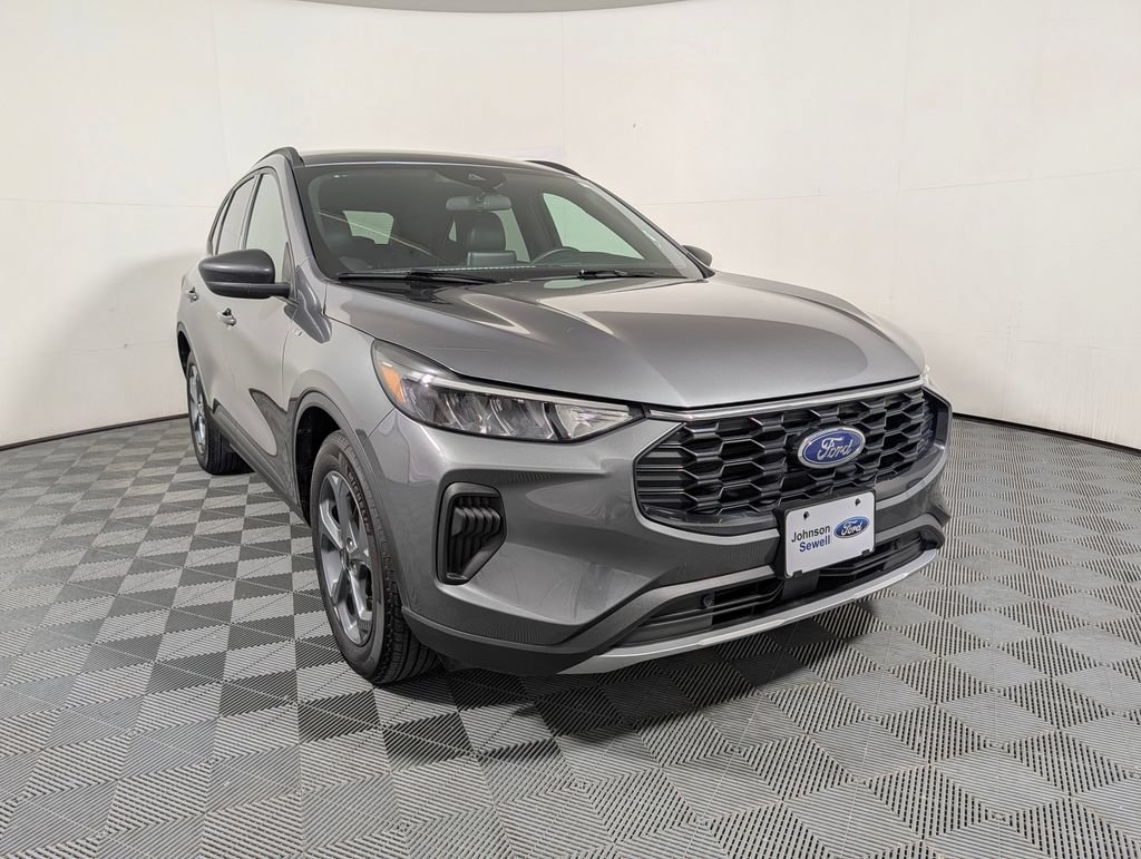 Certified 2025 Ford Escape ST-Line FWD image 1