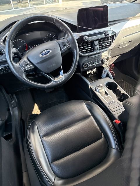 Certified 2020 Ford Escape SEL image 9