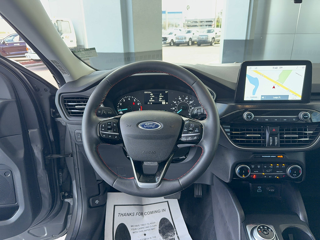 Certified 2022 Ford Escape SEL w/ SEL Stealth AWD Package image 34