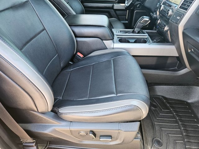 Certified 2018 Ford F150 Raptor w/ Equipment Group 802A Luxury image 22