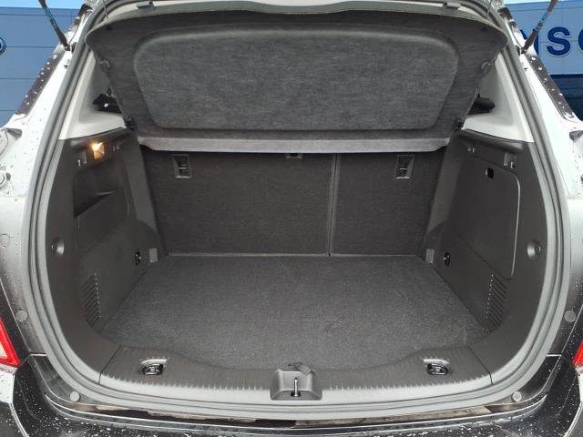 Used 2022 Chevrolet Trax LT w/ LT Convenience Package image 14