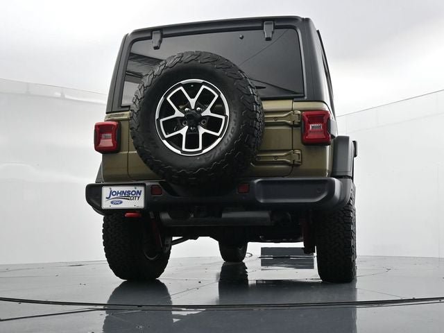 Used 2025 Jeep Wrangler Unlimited Rubicon w/ Safety Group AWD/4WD image 32