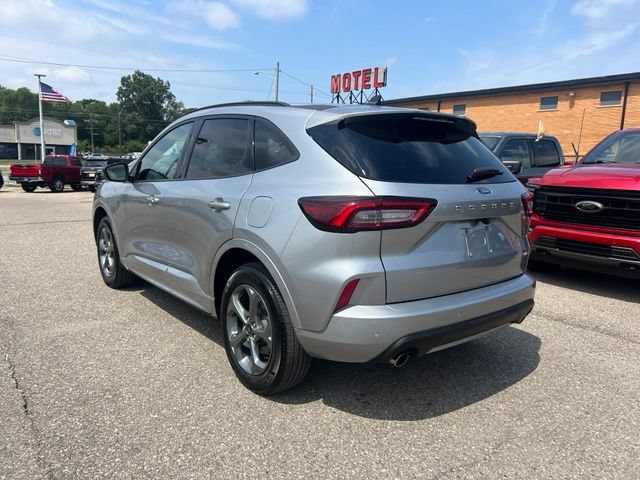 Certified 2024 Ford Escape ST-Line w/ Tech Pack #1 AWD/4WD image 6