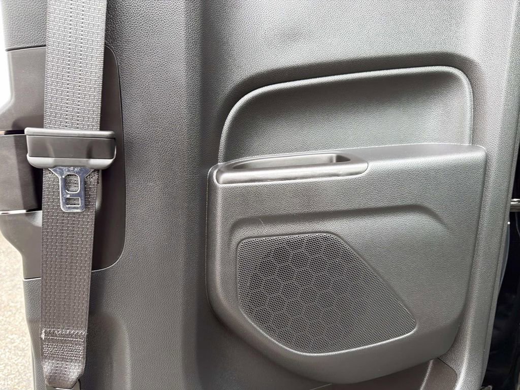 Used 2022 Chevrolet Colorado LT w/ Fleet Safety Package image 21